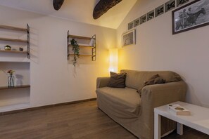 Apartment | Living room