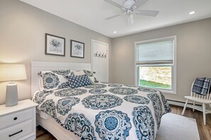 3 sovrum, skrivbord, strykjärn/strykbräda och gratis wi-fi