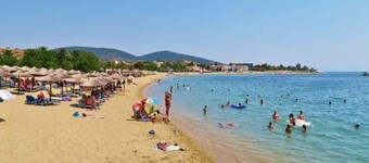 Διαμέρισμα με μεγάλα δωμάτια για μία άνετη διαμονή!