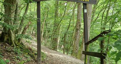 Gemütliche, ruhige Ferienwohnung ideal zum Wandern, Radfahren und Entspannen.