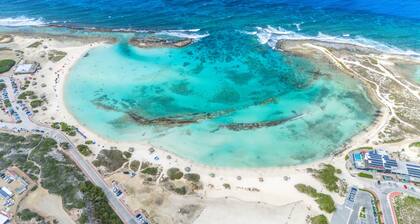 Closest Home to Baby Beach! New 4BR Villa with Pool & Ocean Views