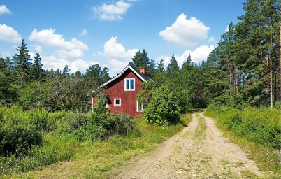 Awesome home in Alsterbro with WiFi