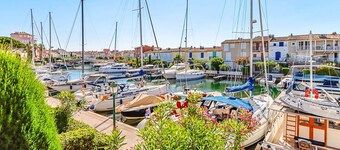 PORT GRIMAUD Renovated 2-room apartment - A/C, WIFI, Balcony