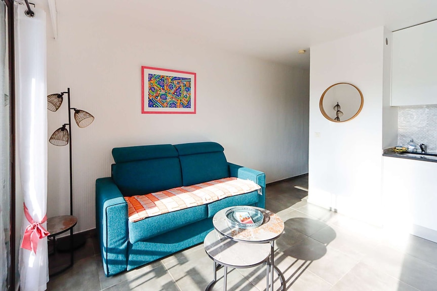 Port Grimaud Renovated 2-room Apartment - A/c, Wifi, Balcony - Grimaud