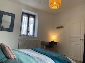1 室のベッドルーム、アイロン / アイロン台、WiFi、ベッドシーツ