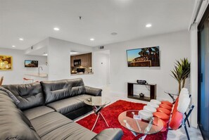 Smart-TV, Bücher, Musikbibliothek