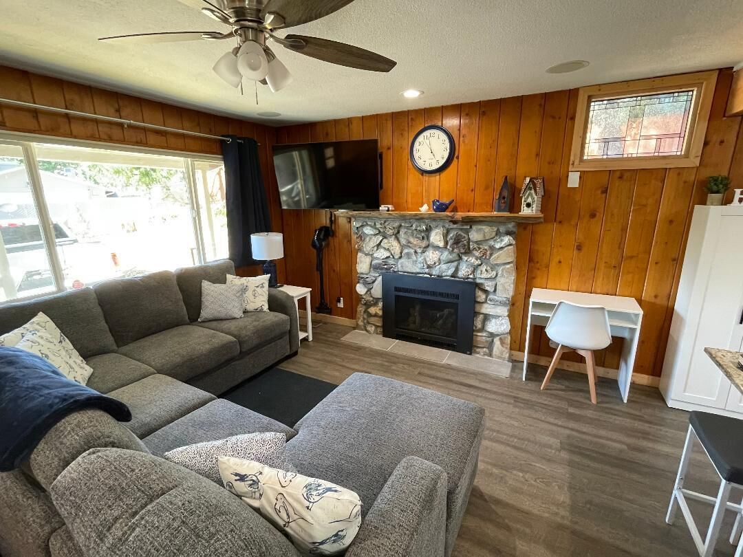Dog Friendly Cabin Near Yosemite Park & Bass Lake - Cozy Fireplace - 2 King Beds