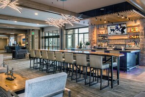 Bar (on property) - Luxury Ski-in, Ski-out, 2-bedroom condo in fabulous Breckenridge w/ free parking (Breckenridge)