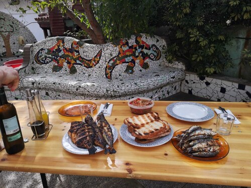 Habitación totalmente equipado de alto confort en una casa con jardín 