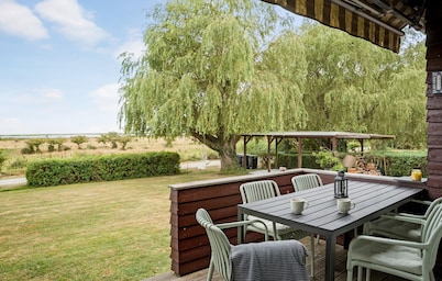 2 bedroom beach front home in Rude