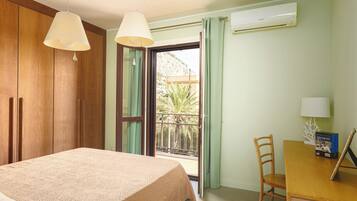 公寓, 阳台 | 1 多间卧室、笔记本电脑工作区、熨斗/熨衣板、免费 WiFi