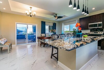 Hilo Hibiscus Vacation Home 3 bedrooms 