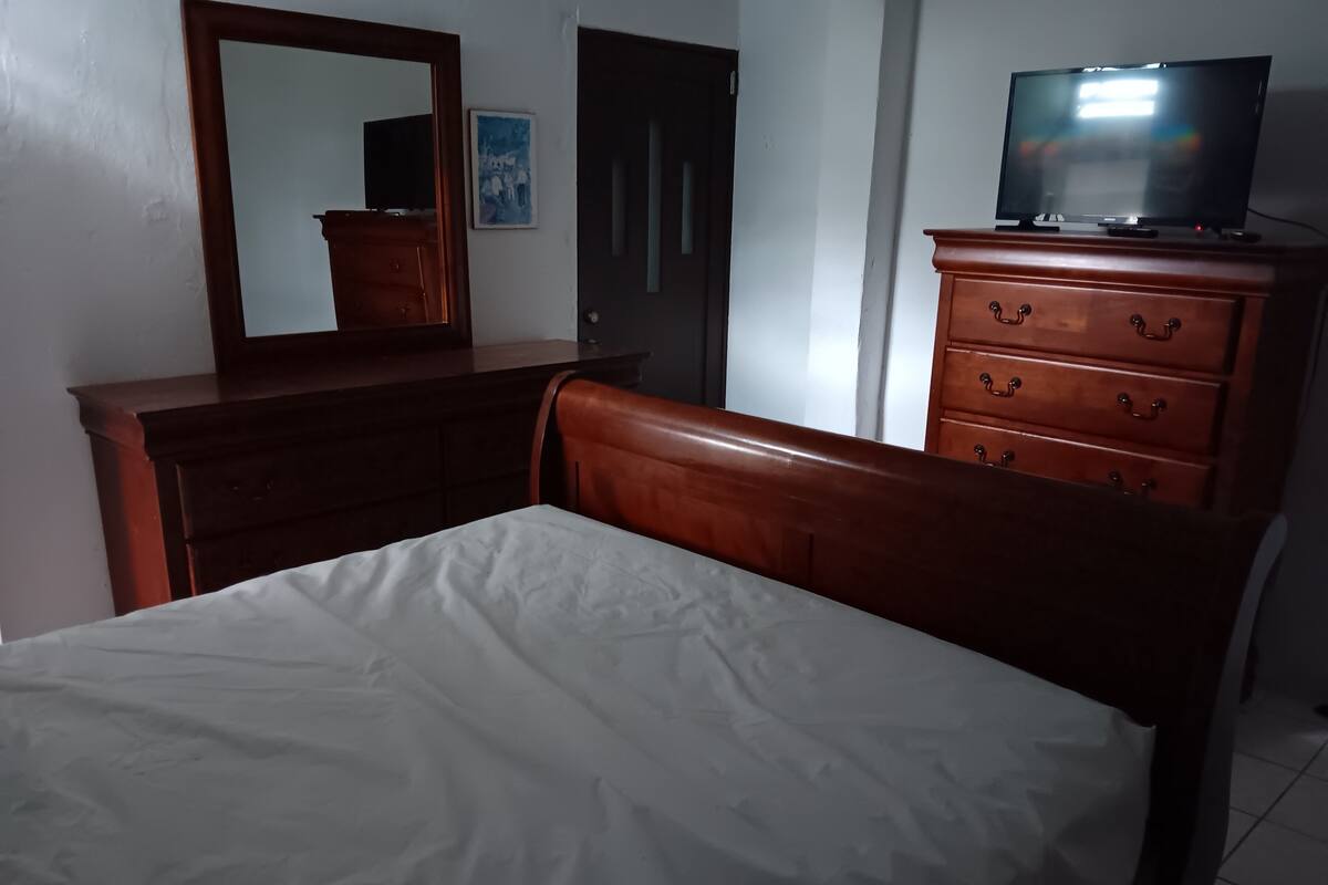 Superior-Zimmer | 1 Schlafzimmer, Bügeleisen/Bügelbrett, Bettwäsche