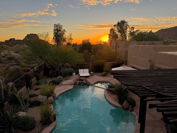Outdoor pool, a heated pool - Bill Tull Desert Breeze Casa at The Boulders (Carefree)