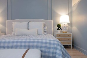 4 bedrooms, iron/ironing board, WiFi, bed sheets