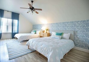 4 Schlafzimmer, Bügeleisen/Bügelbrett, WLAN, Bettwäsche
