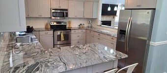 Homerun Hideaway! Beach/OWA/Sports/Shopping