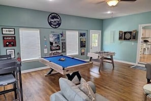 Games room - Homerun Hideaway! Beach/OWA/Sports/Shopping (Foley)