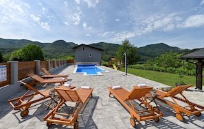 A heated pool - Lovely home in Lepoglava (Lepoglava)