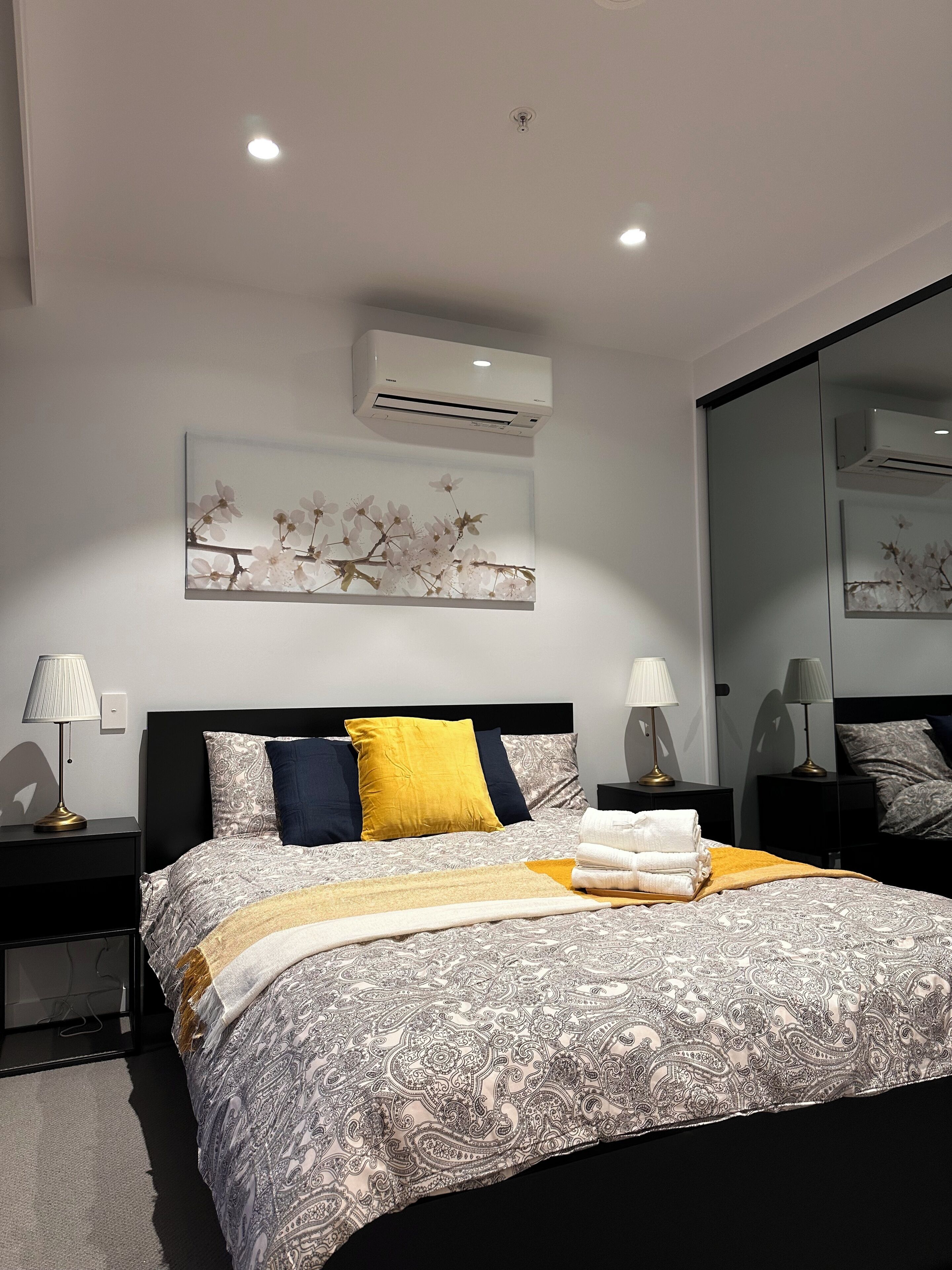 Main Bedroom (3)