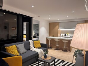 TV - Sky One Serenity (Box Hill)