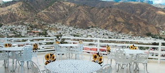 HOTEL LINDA VISTA
