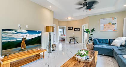 Entire 3-bedroom house in Hilo