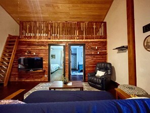 2 室のベッドルーム、WiFi、ベッドシーツ
