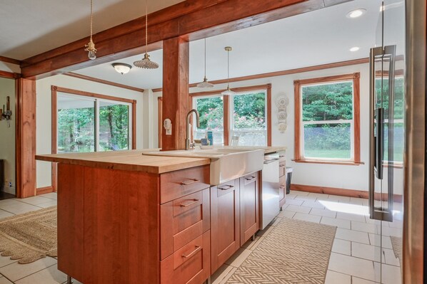 Fridge, microwave, oven, stovetop - House at Sacred Pines (Scott County)