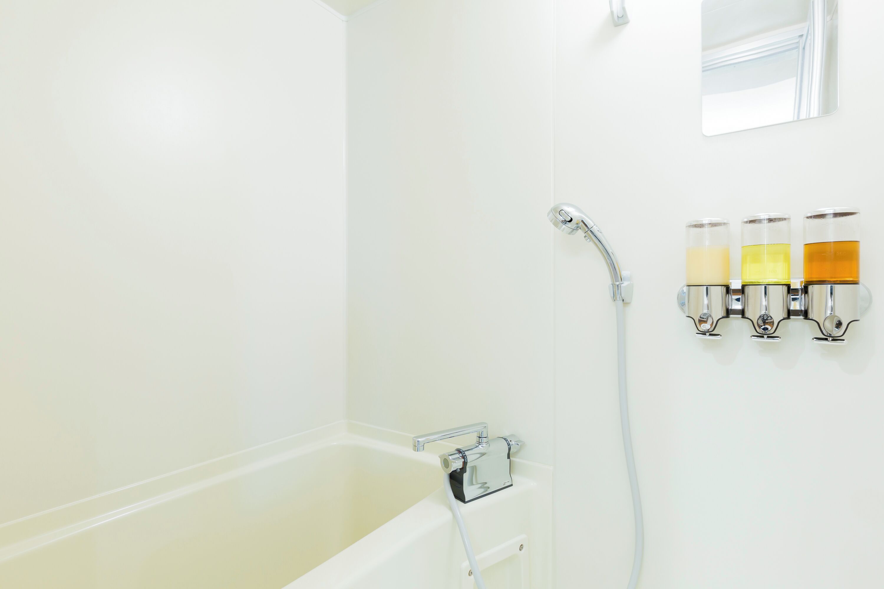 Triple Room | Bathroom | Free toiletries, hair dryer, slippers, towels