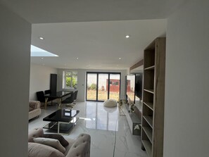 独立别墅 | 起居区