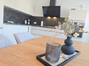 KylskÄp, ugn, spishÀll och diskmaskin