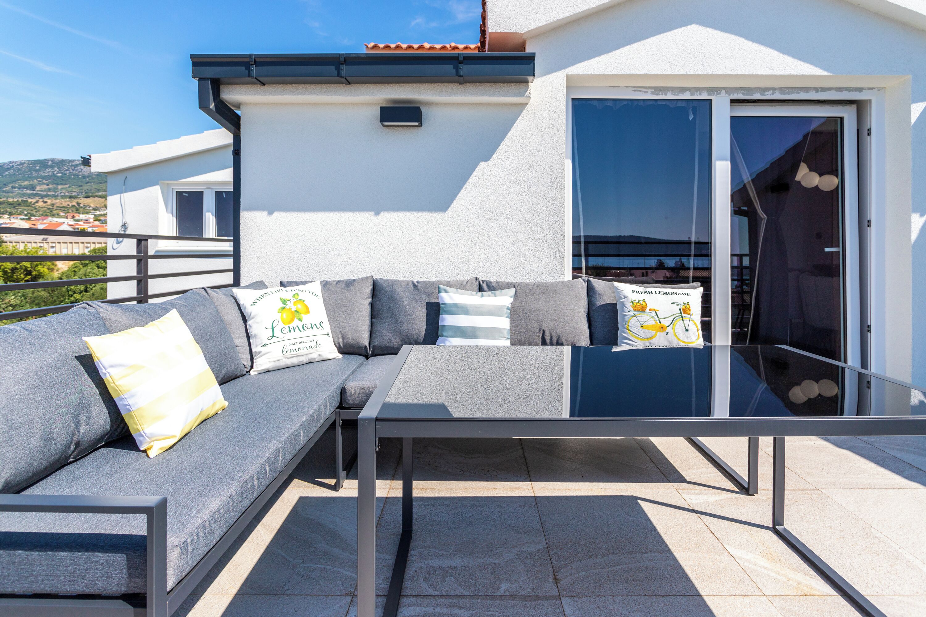 Apartment, 3 Bedrooms, Sea View | Terrace/patio