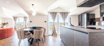 Luxury apartments Marino near beach