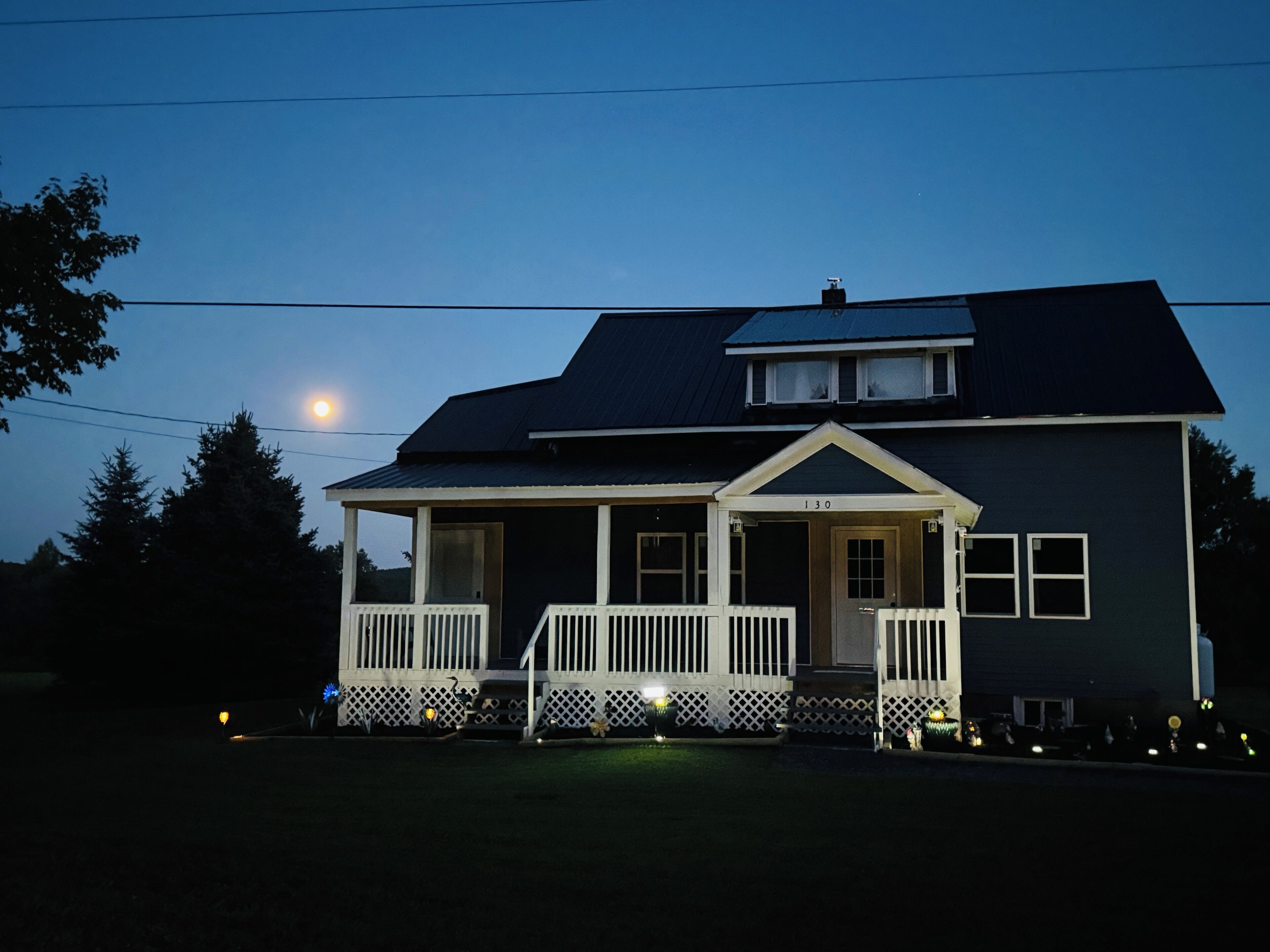Cozy Brand New 3 Br home in Hermon Ny. Quiet and serene. No cleaning fee 