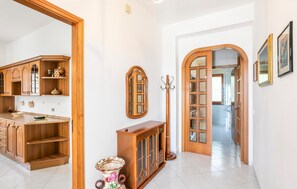 Interior - 4 bedroom awesome home in Modica (Modica)