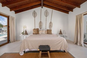 5 habitaciones, tabla de planchar con plancha y wifi