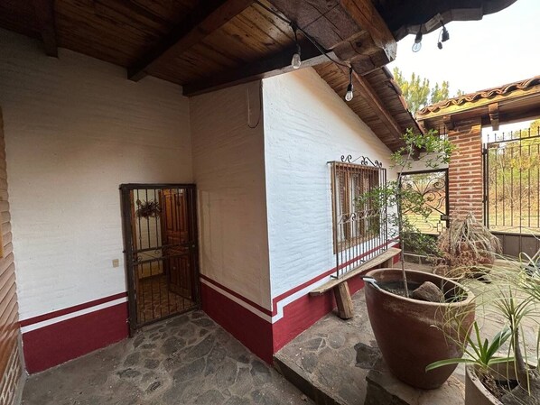 Family Cabin, Garden View | Terrace/patio