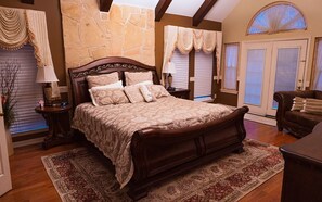 6 quartos, ferros/tábuas de passar roupa, Wi-Fi de cortesia