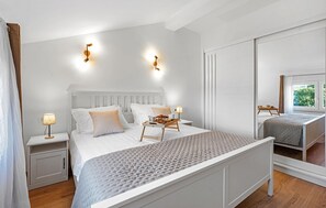 2 Schlafzimmer, Zimmersafe, kostenloses WLAN, Bettwäsche