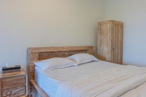 1 bedroom, WiFi, bed sheets, wheelchair access