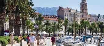 Stunning apartment in Split with WiFi