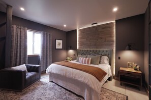 1 slaapkamer, een strijkplank/strijkijzer, wifi, beddengoed