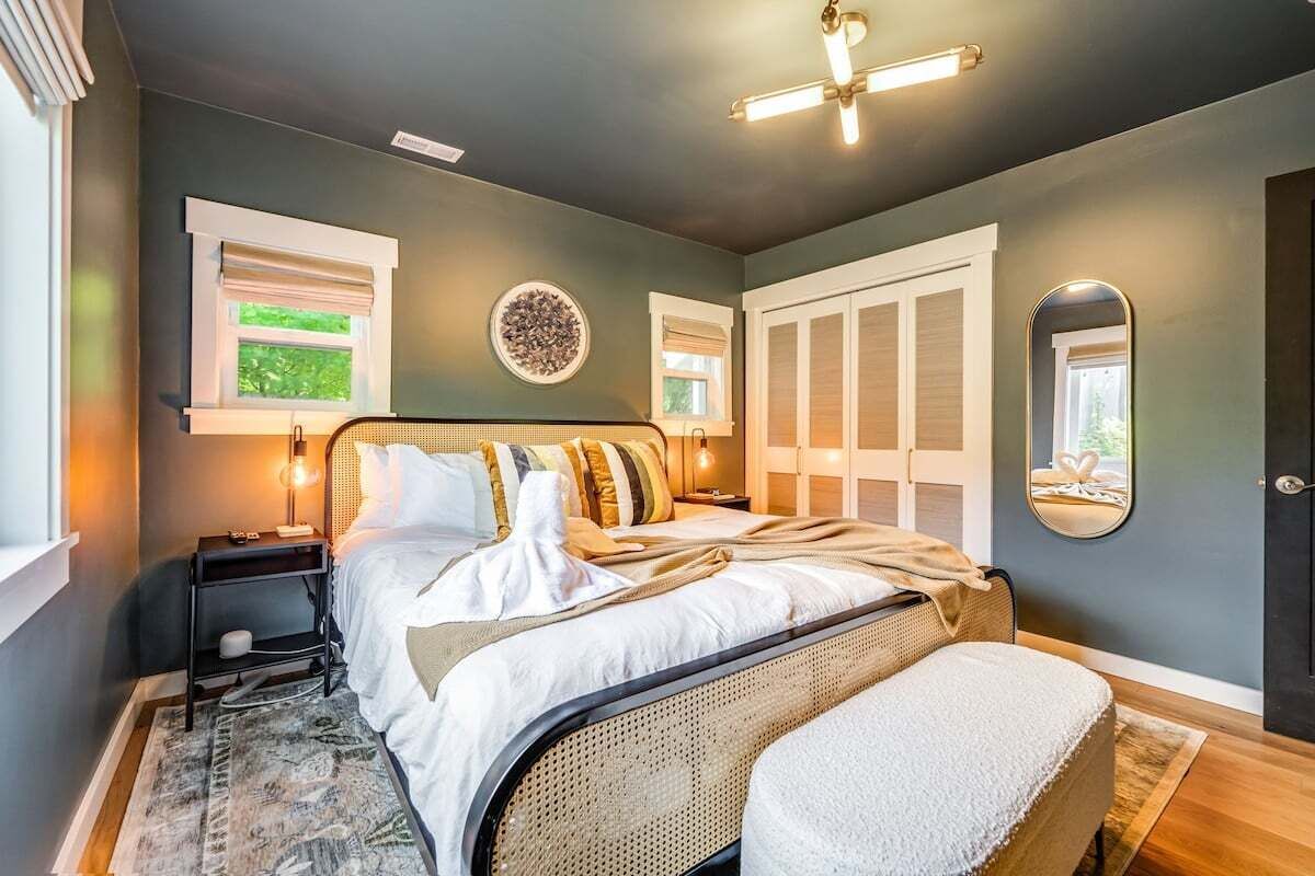 1 室のベッドルーム、アイロン / アイロン台、WiFi (無料)、ベッドシーツ