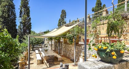 Gorgeous home in Aidone