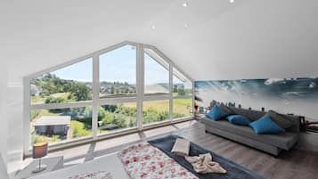 3 Schlafzimmer, Reisekinderbett, kostenloses WLAN, Bettwäsche