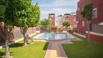 Casa | Piscina | Una piscina al aire libre