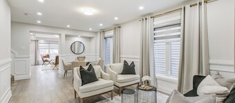 4 Bedrooms for 10 to 12 people in Milton, Ontario