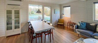 Stunning home in Fårvang with WiFi