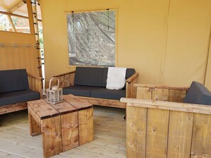 Unclassified image, 2 of 26, button - Cozy Tent Lodge With Pool (Noord-Scharwoude)